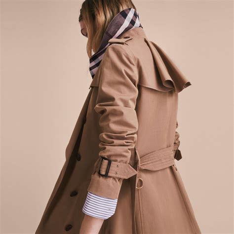 burberry women's brown tropical gabardine trench coat with ruffle detail|gabardine trench coat with warmer.